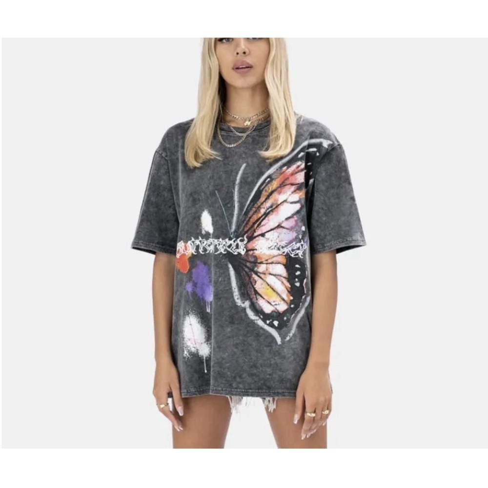 Y2K Woman Tee Top Small Faded Butterfly Graphic Cyber Grunge Goth Short Sleeve